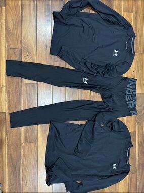 Under Armour Black Heatgear Compression Top and Leggings Set Football
